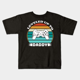 Leveled up to Daddy Kids T-Shirt